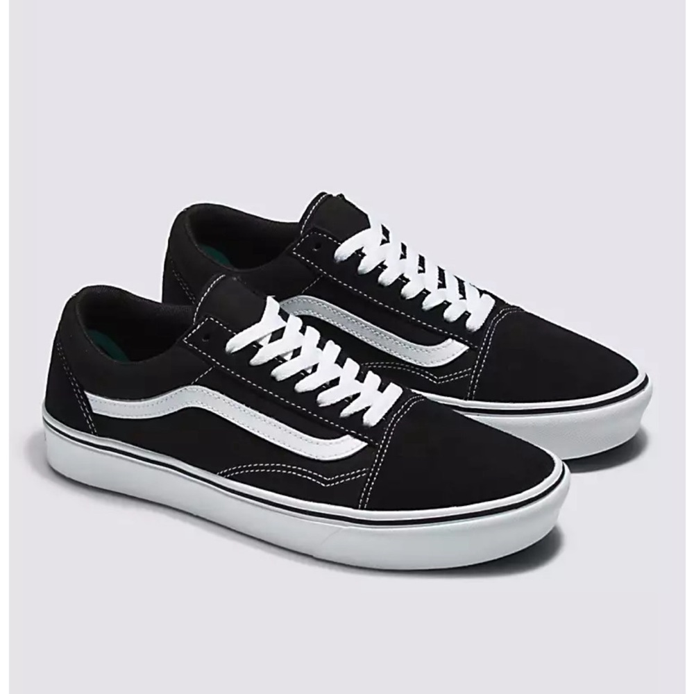 Vans Old Skool Black womens 9/mens 7.5